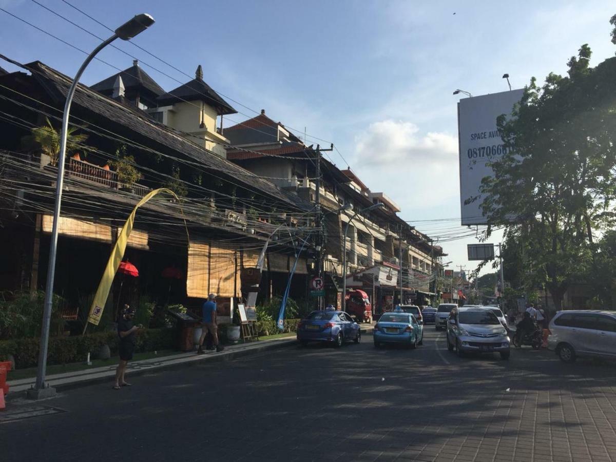 Rumah Kayu Bali Kuta Lombok Exterior foto